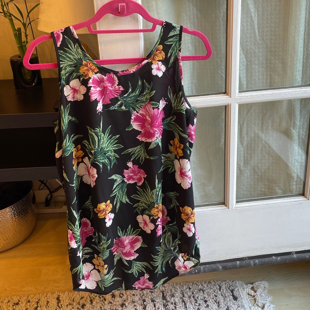 Floral Sleeveless Top Size S